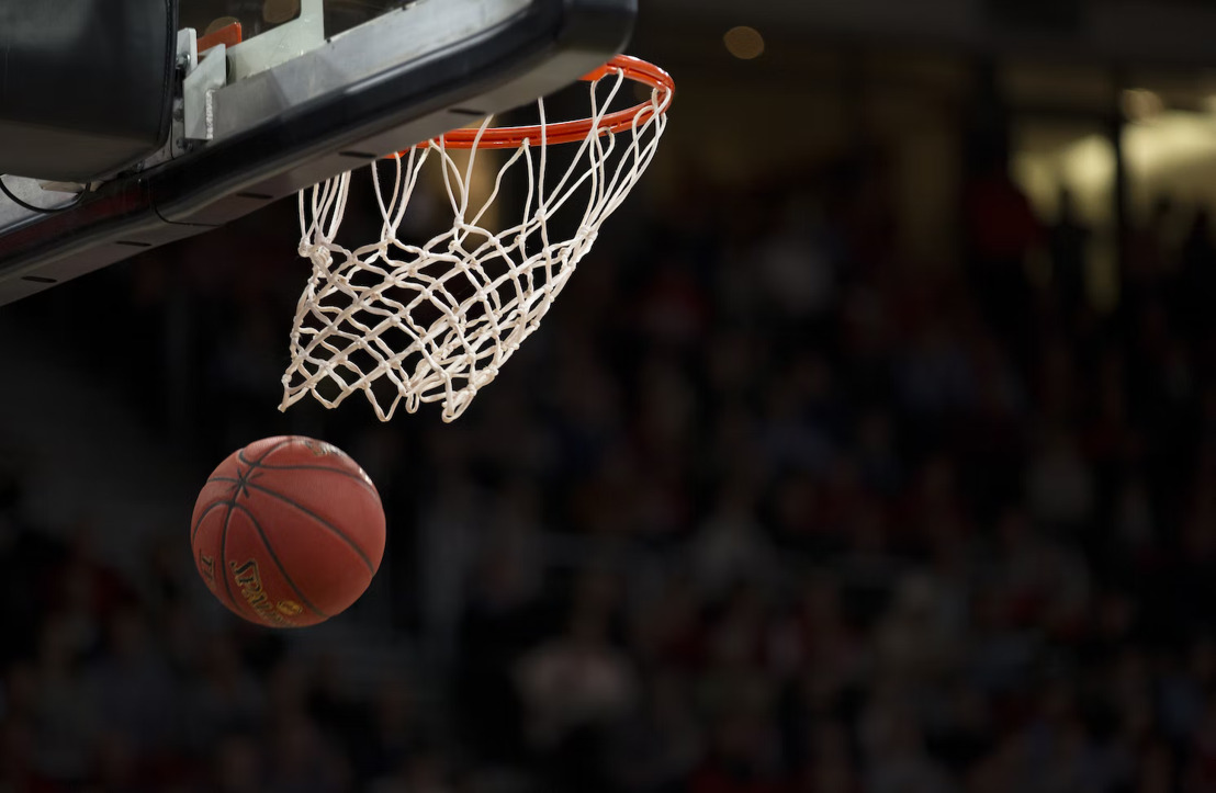 Celebra el Día Internacional del Deporte con la NBA y Mercado Libre